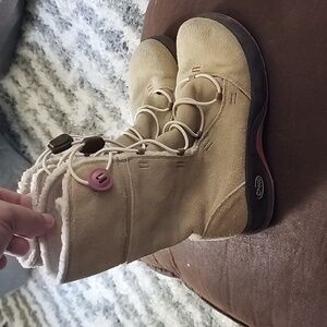 Girls Chaco boots sz 3